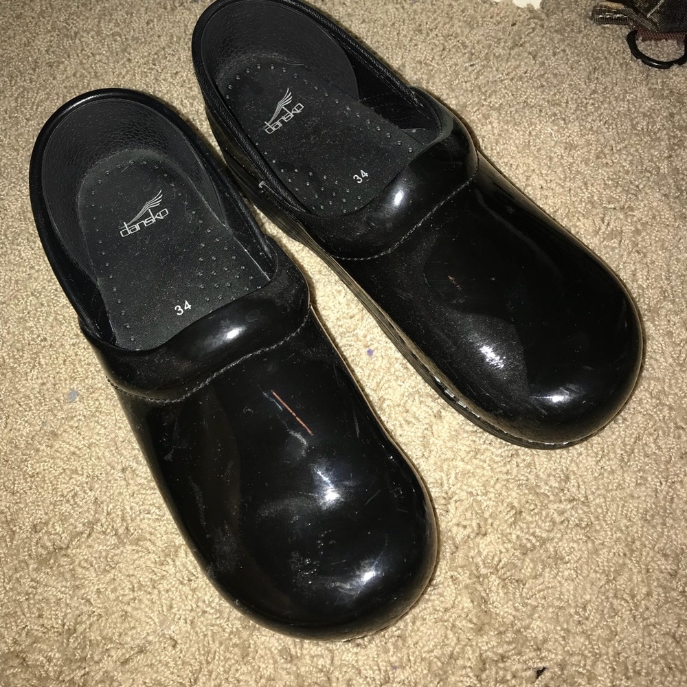 Dansko nursing shoes